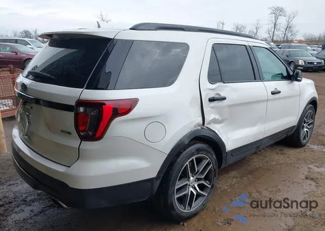 2016 Ford Explorer Sport z USA, uszkodzony, nr VIN 1FM5K8GT6GGD24324